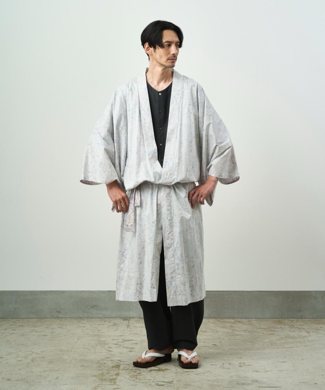 PRE-ORDERWAROBE / LIBERTY KIMONO GOWN / LIGHT GRAY photo