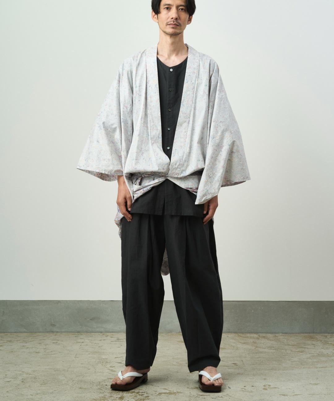 PRE-ORDERWAROBE / LIBERTY KIMONO GOWN / LIGHT GRAY photo