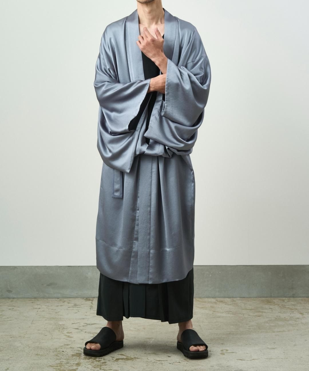 PRE-ORDERWAROBE / KIMONO GOWN / BLUE GRAY photo