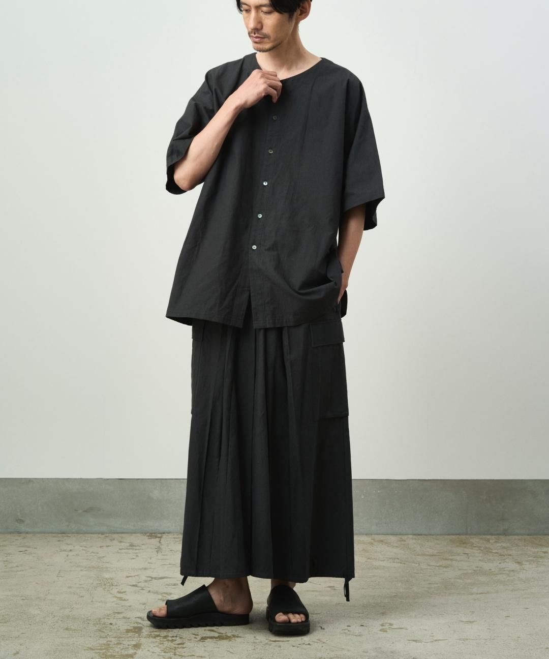 PRE-ORDERWAROBE / CARGO HAKAMA / FADE BLACK photo