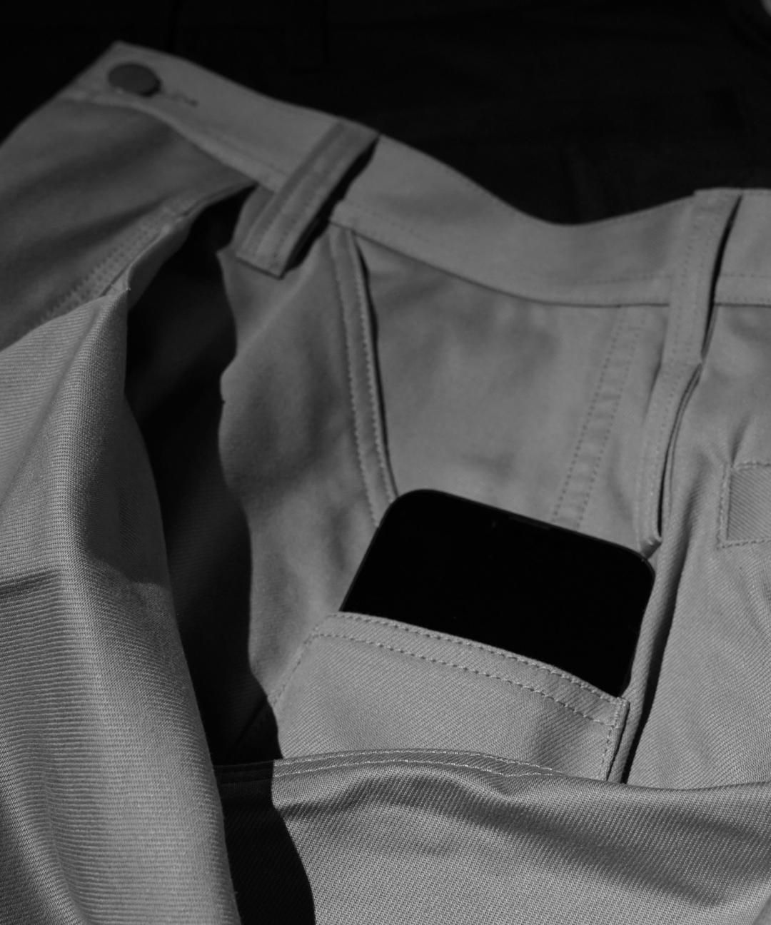 【PRE-ORDER】TROVE x 岡部文彦 / BIG POCKET SHORTS CLASSIC 刈 / BEIGE photo