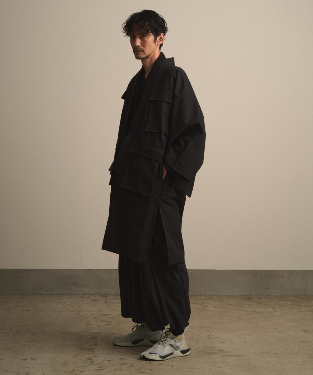 【10月13日18時 オンライン販売開始】WAROBE / FIELD HAORI COAT / BLACK photo