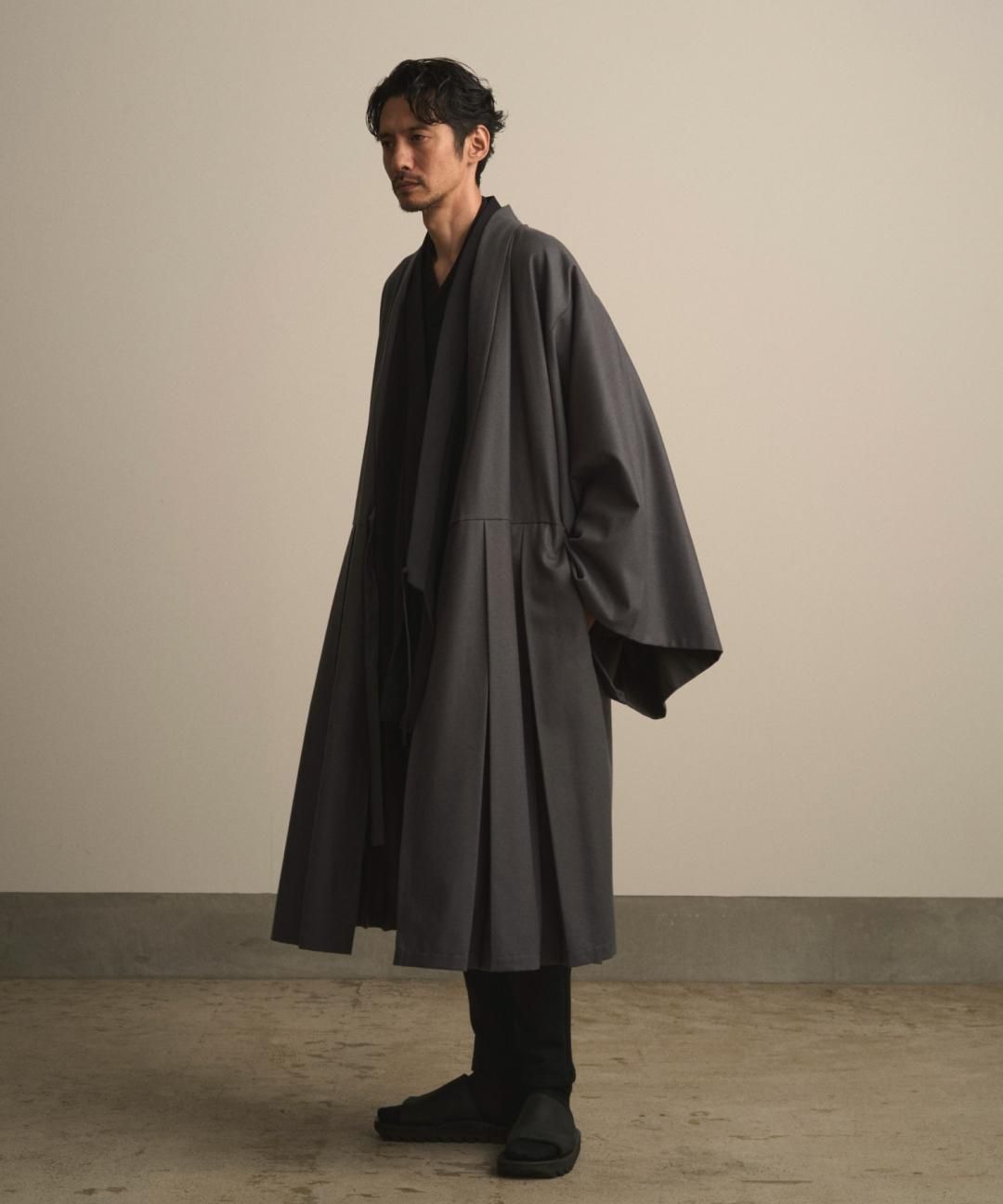 PRE-ORDERWAROBE / MOMOHIKI SWEAT / BLACK photo