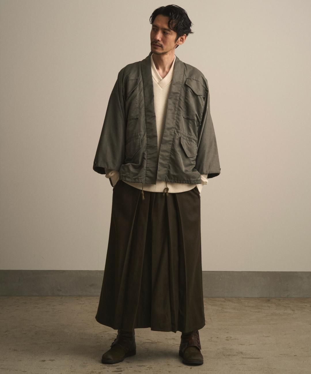 PRE-ORDERWAROBE / JUBAN WIDE SWEAT / OATMEAL photo