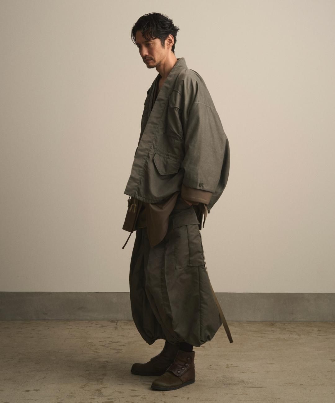 WAROBE / CARGO HAKAMA / FADE KHAKI photo