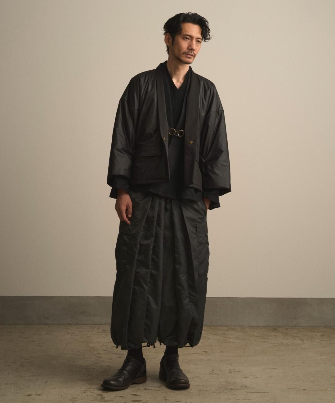 【PRE-ORDER】WAROBE / CARGO HAKAMA / FADE BLACK photo
