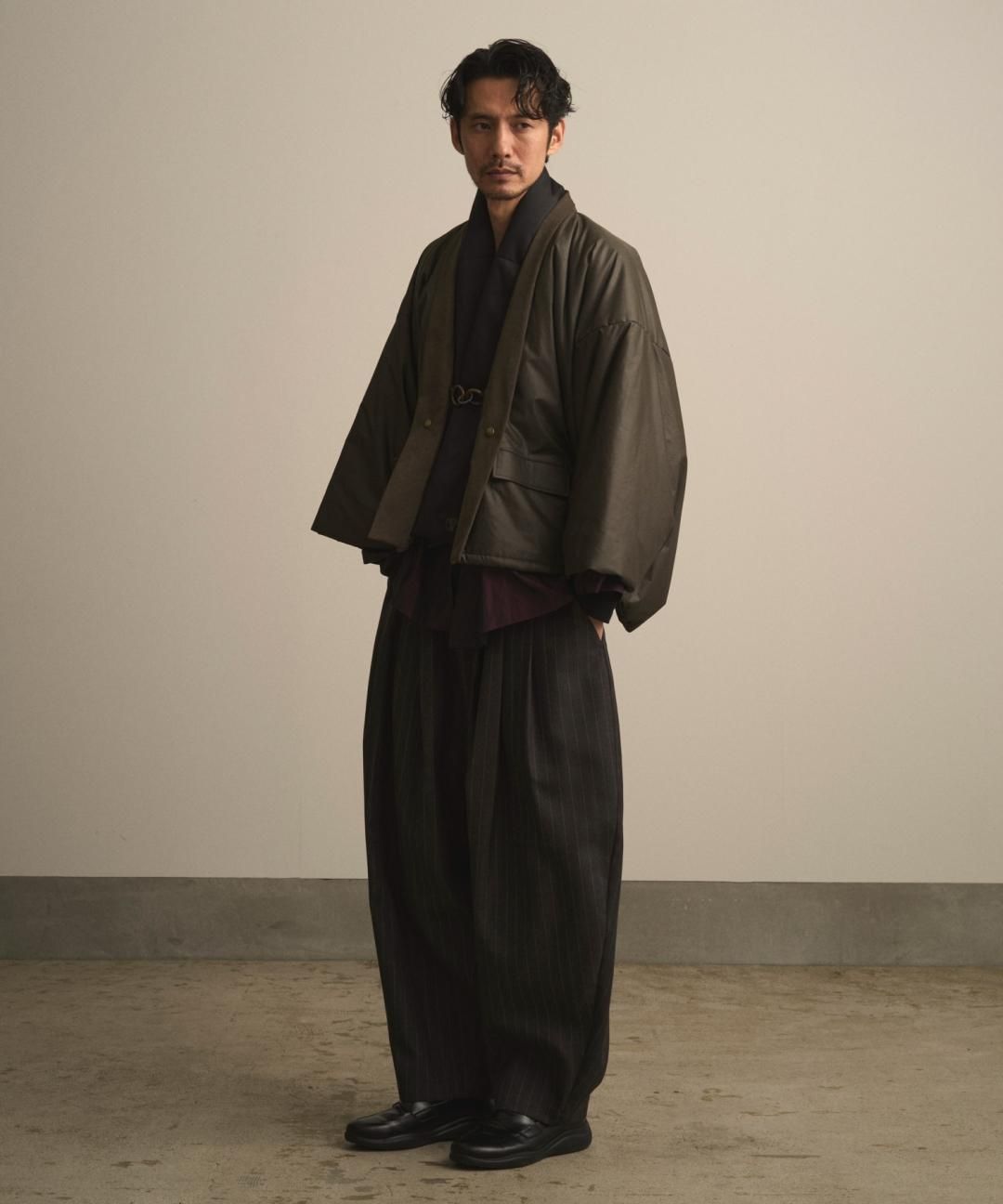 【PRE-ORDER】WAROBE / STRIPE WOOL BONTAN / CHARCOAL photo