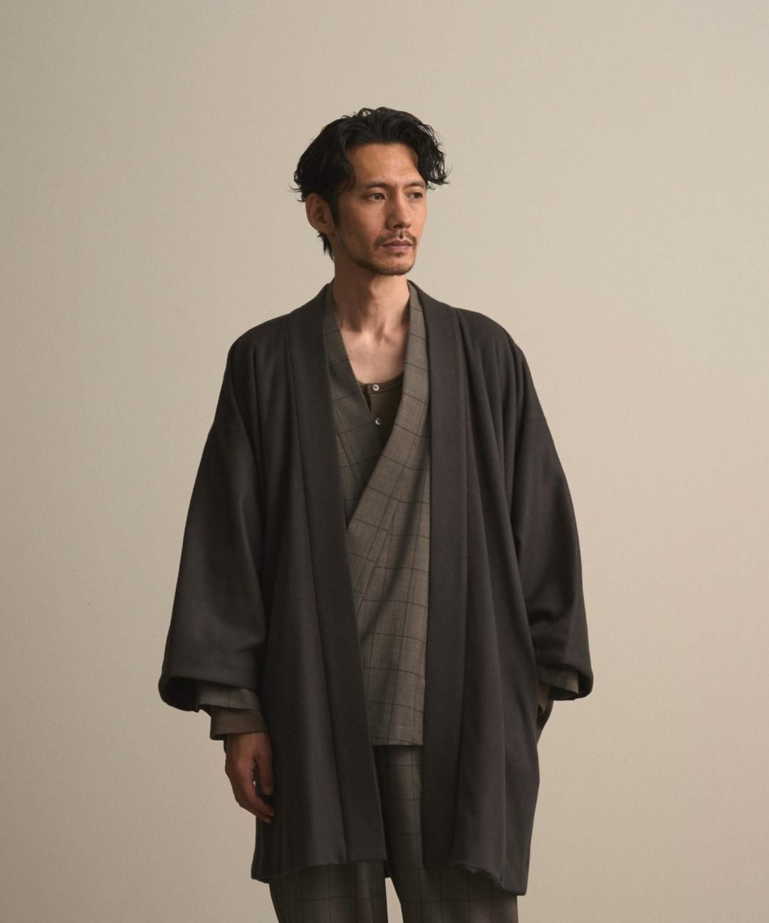 【PRE-ORDER】WAROBE / WOOL BEAVER HAORI / DARK GRAY photo