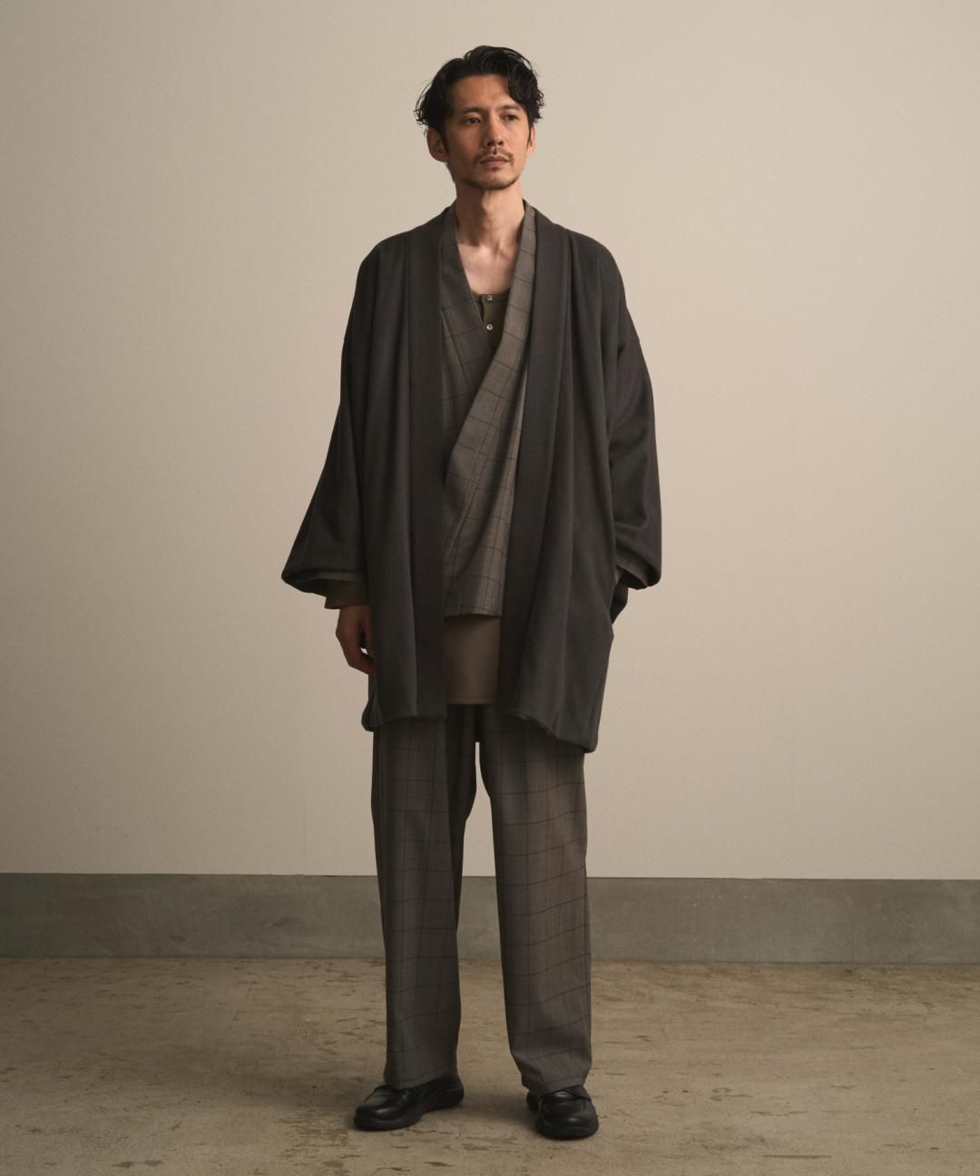 【PRE-ORDER】WAROBE / WOOL BEAVER HAORI / DARK GRAY photo