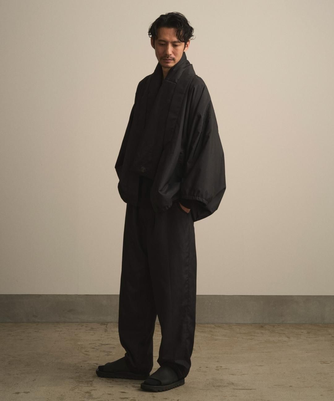 【PRE-ORDER】WAROBE / WA RM UP SAMUE PANTS / BLACK photo