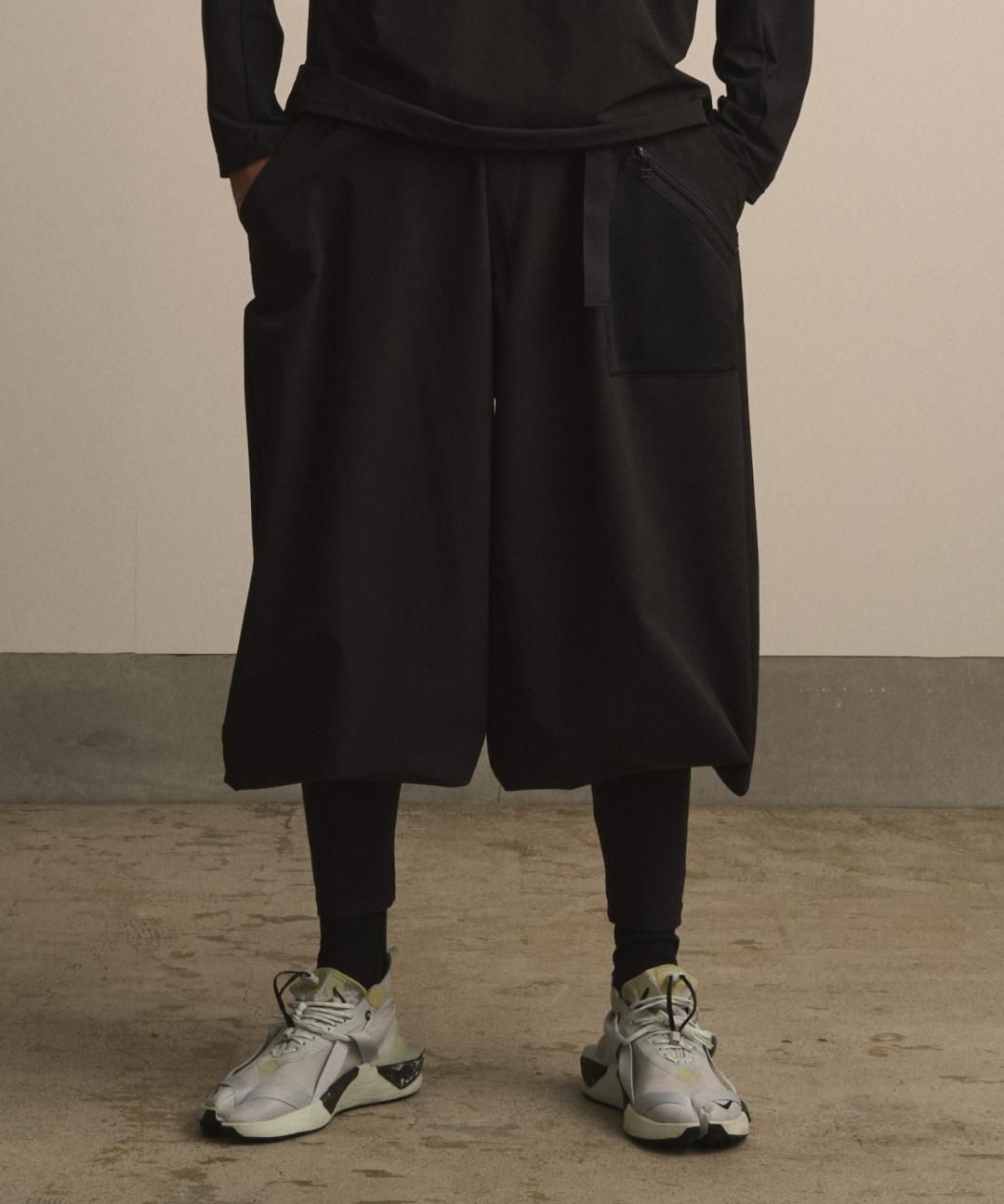 �ڽ���ꥢ���ƥ�1��2��12�� ŹƬ���ȯ���WAROBE / Ǧ NIKKA POKKA TECH / BLACK photo