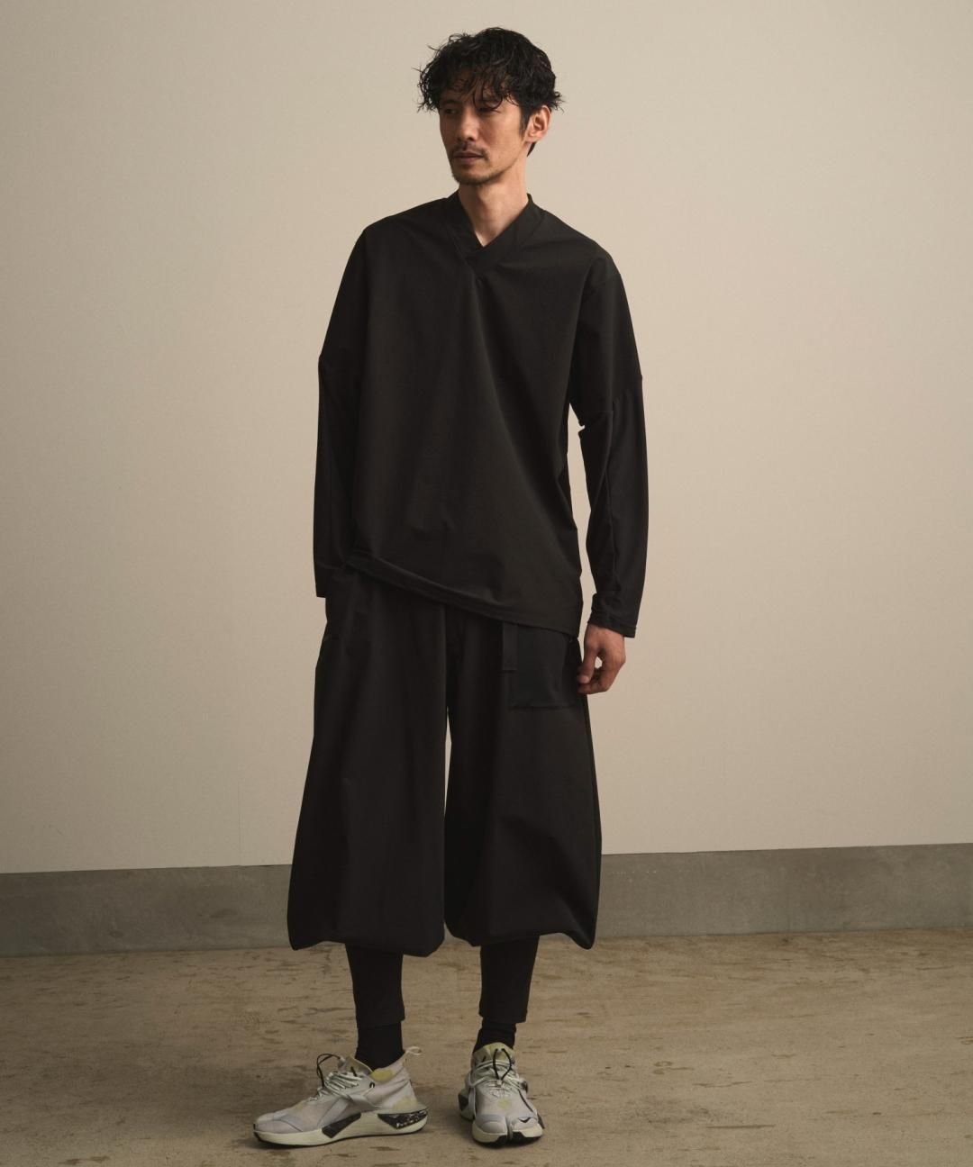 �ڽ���ꥢ���ƥ�1��2��12�� ŹƬ���ȯ���WAROBE / Ǧ JUBAN TECH / BLACK photo