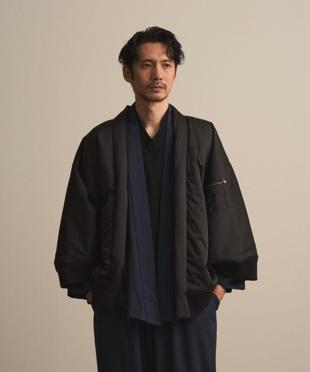 �ڽ���ꥢ���ƥ�1��2��12�� ŹƬ���ȯ���WAROBE / MA-1 HAORI / BLACK photo