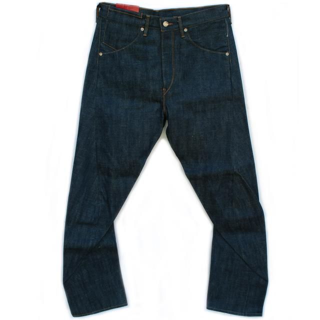 LEVIS RED 1st Standard 30×32（立体裁断)