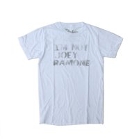 WORN FREE <p>ジョーイラモーン/ラモーンズ I'm not Joey Ramone Tシャツ