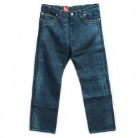 <img class='new_mark_img1' src='https://img.shop-pro.jp/img/new/icons47.gif' style='border:none;display:inline;margin:0px;padding:0px;width:auto;' /> 30% OFF - LEVI'S RED 2004AW<p>Guys Comfort Fit - Light Calender