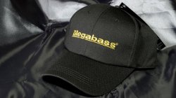 Megabass フィールドキャップ ブラック/ゴールド