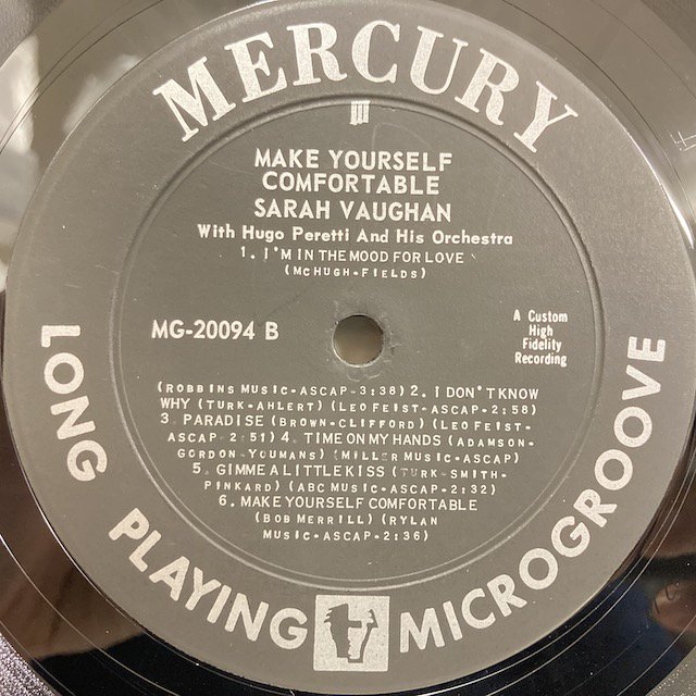 Sarah Vaughan / At The Blue Note Mg20094 ◎ 大阪 ジャズ レコード