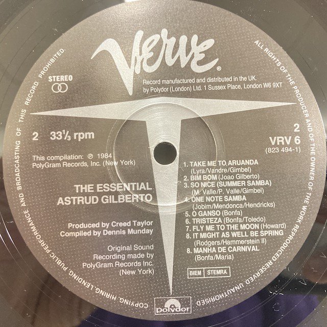 Astrud Gilberto / the Essential vrv6 ◎ 大阪 ジャズ レコード 通販 買取 Bamboo Music