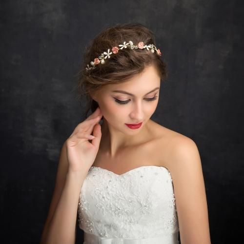 ローズと白花が可愛いカチューシャ ヘアーアクセサリー ウェディング 結婚式 二次会 アクセサリー ms Chouchou ローズと白花が可愛いカチューシャ ヘアーアクセサリー ウェディング 結婚式 二次会 アクセサリー ms Chouchou