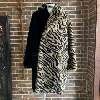 <img class='new_mark_img1' src='https://img.shop-pro.jp/img/new/icons50.gif' style='border:none;display:inline;margin:0px;padding:0px;width:auto;' />CHEMICAL FUR COAT /MULTI