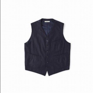 <img class='new_mark_img1' src='https://img.shop-pro.jp/img/new/icons50.gif' style='border:none;display:inline;margin:0px;padding:0px;width:auto;' />PLEATED POCKET SPORTING VEST/NOCTURNE STRIPE