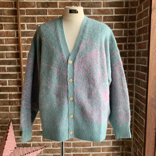 <img class='new_mark_img1' src='https://img.shop-pro.jp/img/new/icons50.gif' style='border:none;display:inline;margin:0px;padding:0px;width:auto;' />SPIDER WEB MOHAIR CARDIGAN / SAX
