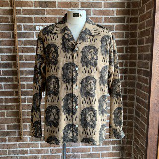 <img class='new_mark_img1' src='https://img.shop-pro.jp/img/new/icons50.gif' style='border:none;display:inline;margin:0px;padding:0px;width:auto;' />Jesus-Pattern Flannel Shirt / BROWN