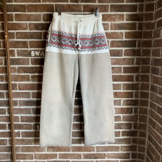 <img class='new_mark_img1' src='https://img.shop-pro.jp/img/new/icons12.gif' style='border:none;display:inline;margin:0px;padding:0px;width:auto;' />SNOW FLAKE SWEAT PANTS /GRAY x WHITE