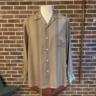 <img class='new_mark_img1' src='https://img.shop-pro.jp/img/new/icons12.gif' style='border:none;display:inline;margin:0px;padding:0px;width:auto;' />STRIPED OPEN COLLAR SHIRT L/S -BROWN