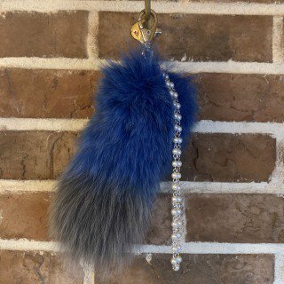 <img class='new_mark_img1' src='https://img.shop-pro.jp/img/new/icons12.gif' style='border:none;display:inline;margin:0px;padding:0px;width:auto;' />RECYCLE FUR TAIL KEY CHAIN