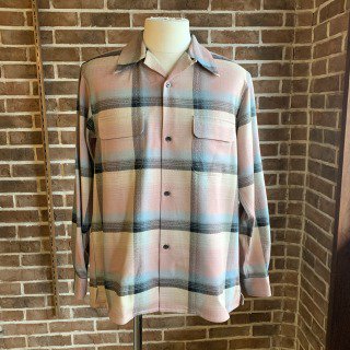 <img class='new_mark_img1' src='https://img.shop-pro.jp/img/new/icons12.gif' style='border:none;display:inline;margin:0px;padding:0px;width:auto;' />RAYON OMBRE PLAID OPEN COLLAR BLOUSE-Pink  Ombre