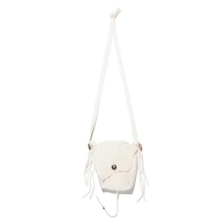 <img class='new_mark_img1' src='https://img.shop-pro.jp/img/new/icons12.gif' style='border:none;display:inline;margin:0px;padding:0px;width:auto;' />DEER SKIN BAG SUEDE / WHITE