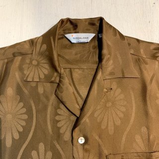 <img class='new_mark_img1' src='https://img.shop-pro.jp/img/new/icons12.gif' style='border:none;display:inline;margin:0px;padding:0px;width:auto;' /> Short Sleeve Shirt/ COFFEE BROWN