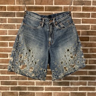<img class='new_mark_img1' src='https://img.shop-pro.jp/img/new/icons13.gif' style='border:none;display:inline;margin:0px;padding:0px;width:auto;' />CRASHED MODERN DENIM WIDE SHORTS