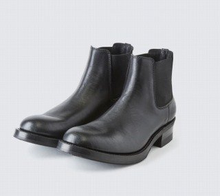 <img class='new_mark_img1' src='https://img.shop-pro.jp/img/new/icons50.gif' style='border:none;display:inline;margin:0px;padding:0px;width:auto;' />HORSEHIDE CHELSEA BOOTS-BLACK