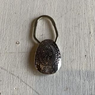 <img class='new_mark_img1' src='https://img.shop-pro.jp/img/new/icons14.gif' style='border:none;display:inline;margin:0px;padding:0px;width:auto;' />key holder -Type C  / Silver 