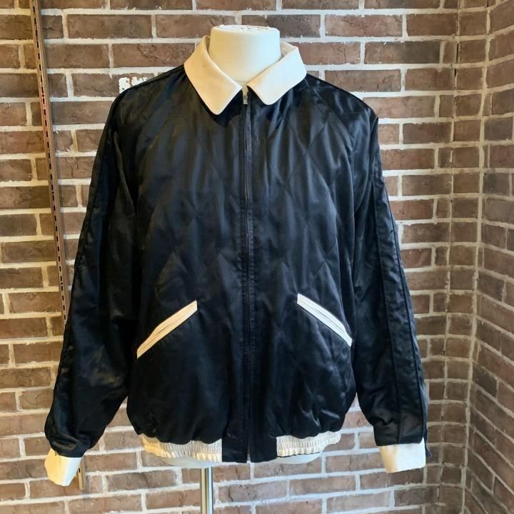 STUNNING VELVET SOUVENIR JACKET