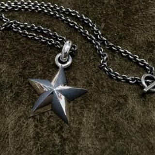 <img class='new_mark_img1' src='https://img.shop-pro.jp/img/new/icons50.gif' style='border:none;display:inline;margin:0px;padding:0px;width:auto;' />�ڼ��������LARGE NAUTICAL STAR NECK TOP -B-