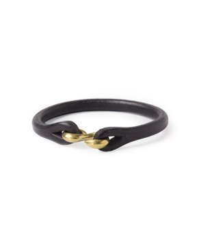 <img class='new_mark_img1' src='https://img.shop-pro.jp/img/new/icons13.gif' style='border:none;display:inline;margin:0px;padding:0px;width:auto;' />【SANDINISTA】S Hook Leather Bracelet/ブラック