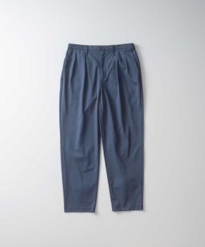 <img class='new_mark_img1' src='https://img.shop-pro.jp/img/new/icons48.gif' style='border:none;display:inline;margin:0px;padding:0px;width:auto;' />【CURLY】TRICOT TAPERED TROUSERS