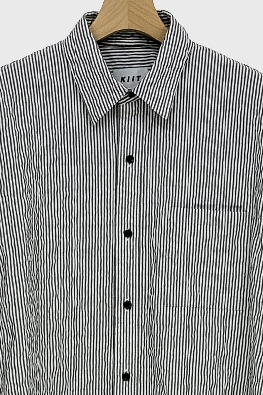 KIIT WRINKLES STRIPE CONVERTBLE COLLAR SHIRT | サックスグレー