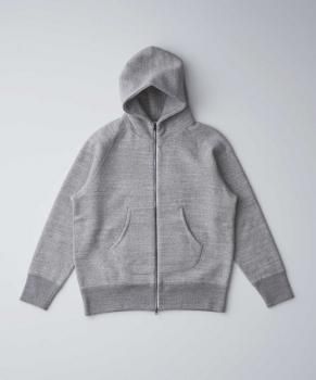 <img class='new_mark_img1' src='https://img.shop-pro.jp/img/new/icons48.gif' style='border:none;display:inline;margin:0px;padding:0px;width:auto;' />CURLYRAFFY ZIP PARKA
