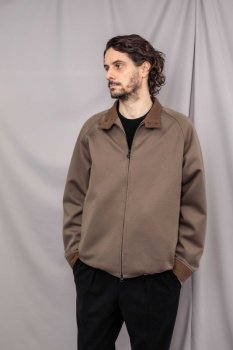 <img class='new_mark_img1' src='https://img.shop-pro.jp/img/new/icons13.gif' style='border:none;display:inline;margin:0px;padding:0px;width:auto;' />【CURLY】RELAXIN HARRINGTON JACKET -solid-