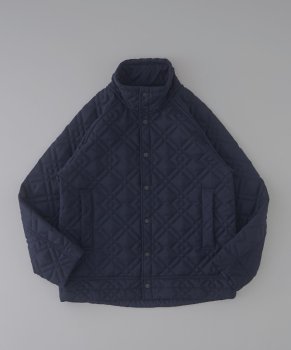 <img class='new_mark_img1' src='https://img.shop-pro.jp/img/new/icons48.gif' style='border:none;display:inline;margin:0px;padding:0px;width:auto;' />PERS PROJECTSSCHMITT Quilt Jumper