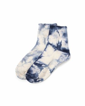 <img class='new_mark_img1' src='https://img.shop-pro.jp/img/new/icons13.gif' style='border:none;display:inline;margin:0px;padding:0px;width:auto;' />【hobo】CAMO TIE-DYED ANKLE SOCKS/ネイビー