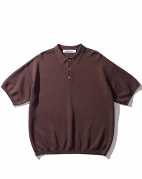 <img class='new_mark_img1' src='https://img.shop-pro.jp/img/new/icons13.gif' style='border:none;display:inline;margin:0px;padding:0px;width:auto;' />【SandWaterr】RESEARCHED KNIT POLO SS(SYNTHETIC FIBERS YARN)/ブラウン