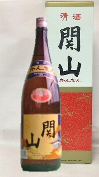 関山 上撰 (1本入カートン詰) 1.8L