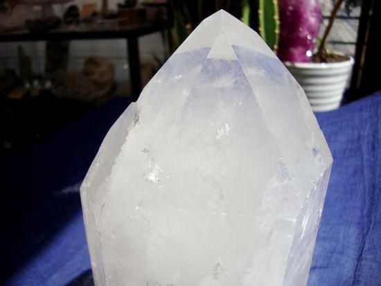 大きな水晶の結晶 水晶 大きな水晶007 - クリスタル天虹