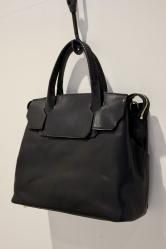 cornelian taurus Key Hole Boston MID Cow Leather BLACK
